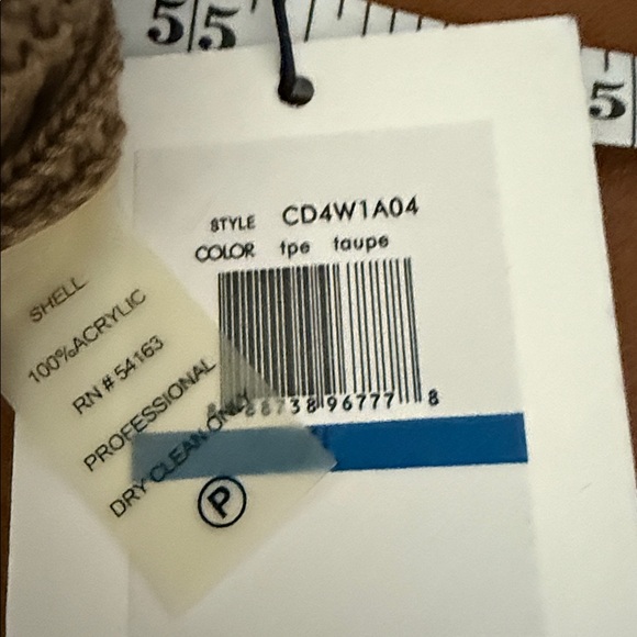 Beautiful sweater dress from Calvin Klein - Picture 5 of 5